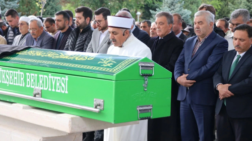 11. Cumhurbaşkanı Gül, Amcası Mustafa Gül'ün Cenaze Törenine Katıldı